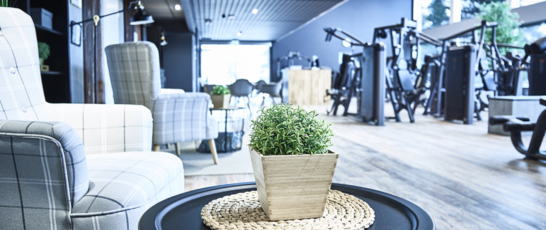 update Fitness Bern Ostermundigen / Secteur : Bistro-Lounge