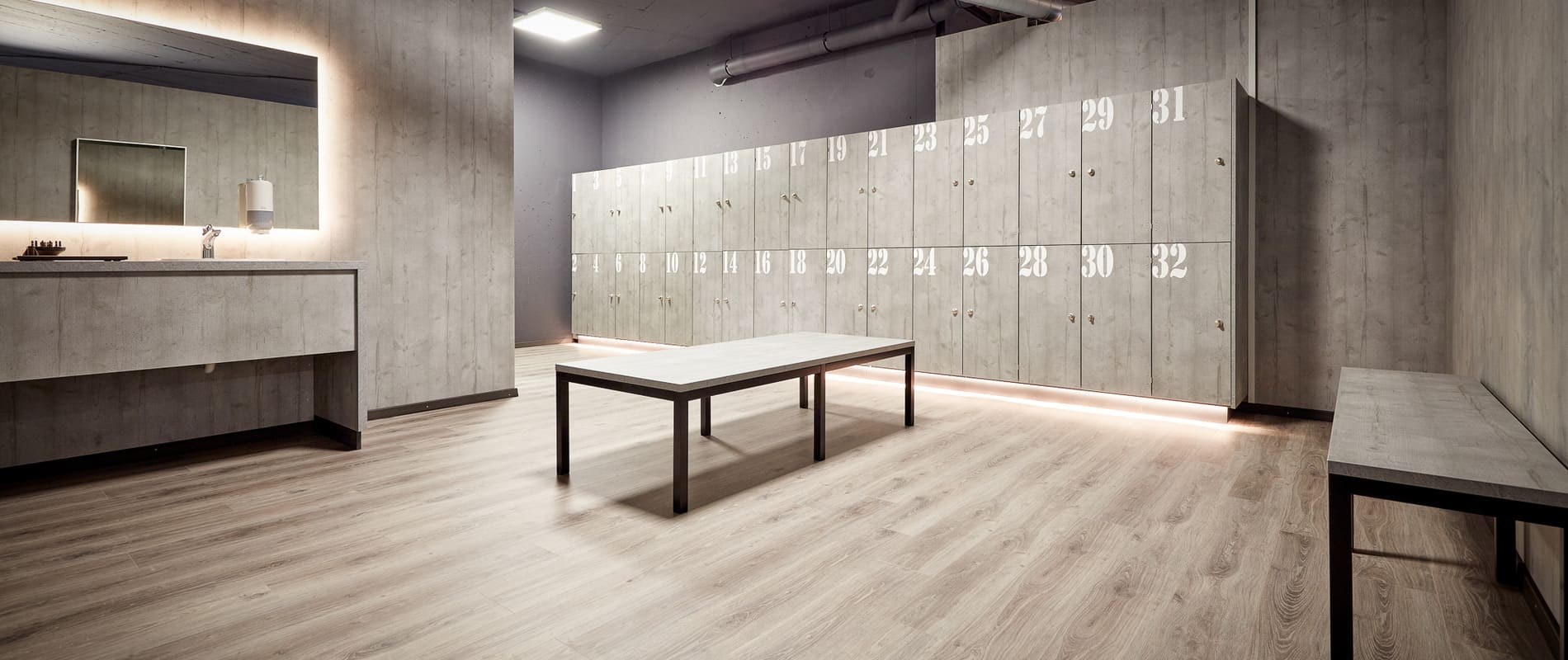 update Fitness Bern Schönburg / Secteur : Vestiaire